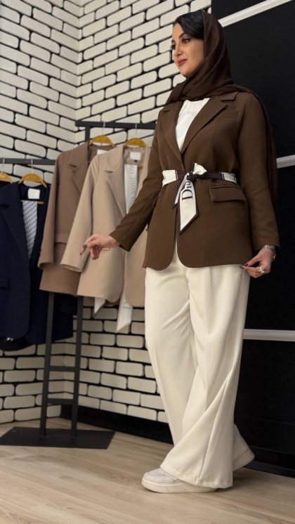 کت  مزونی  با کمربند روسری شکل دیور 5229